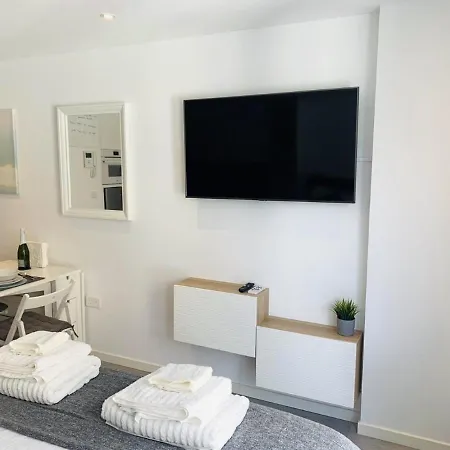 Cp Floor Luxury * Gibraltar