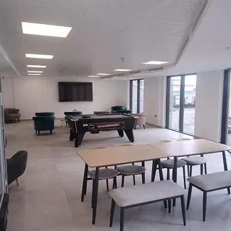 Cp Floor Luxury Apartment *